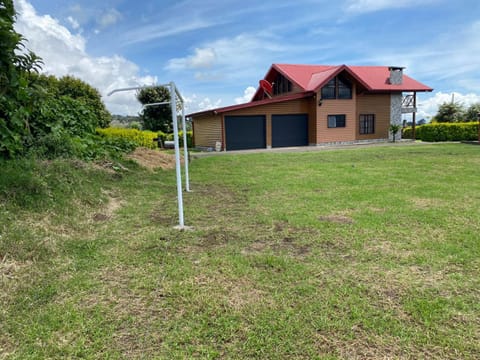 La Cabaña 2015 House in Cartago Province, Costa Rica