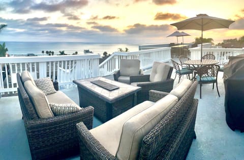 Balcony/Terrace, Sea view, Sunset