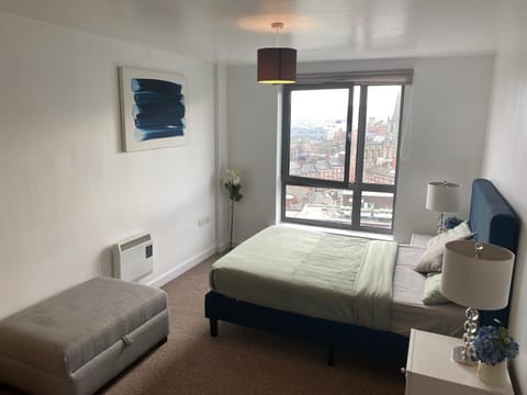 EEJs Beautiful 2 bed Apartment - Sheffield centre Apartment in Sheffield