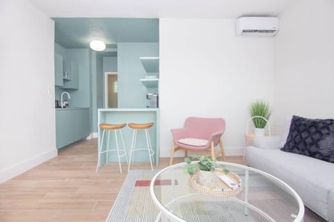 Stylish One Bedroom Apartment In El Portal #4 Condo in El Portal