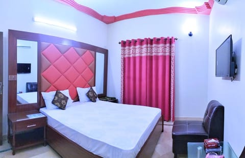 Subhan Palace Guest House Hotel in Karachi