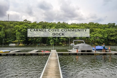 Carefree Cove House in Deep Creek Lake