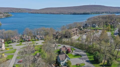 Crosswinds House in Deep Creek Lake