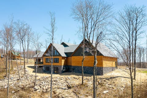 Mountain Crest Lodge House in Deep Creek Lake