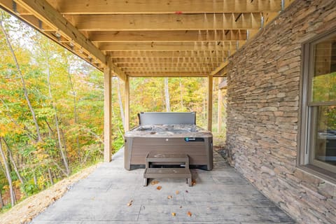 Parhelion Chalet House in Garrett County