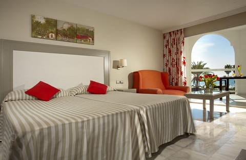 Ona Marinas de Nerja Spa Resort Aparthotel in Axarquía