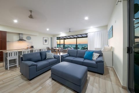 Amazing Penthouse with Whitsundays lifestyle Apartment in Airlie Beach