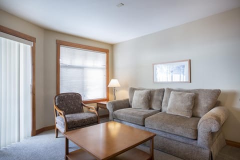 1307 - Two Bedroom Standard Eagle Springs West condo Apartment in Wasatch County