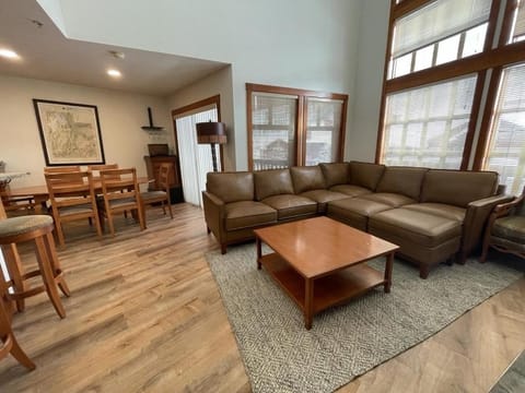 1404 - Two Bedroom Standard Eagle Springs West condo Apartment in Wasatch County