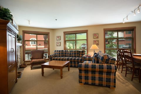 3221 - Three Bedroom Standard Powderhorn Lodge condo Condo in Burnt Flat