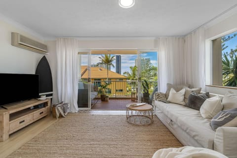 North of the Border Unit 9 Ocean View Terrace Apartment in Tweed Heads