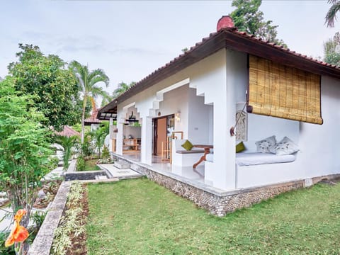 Property building, Patio, Day, Garden view