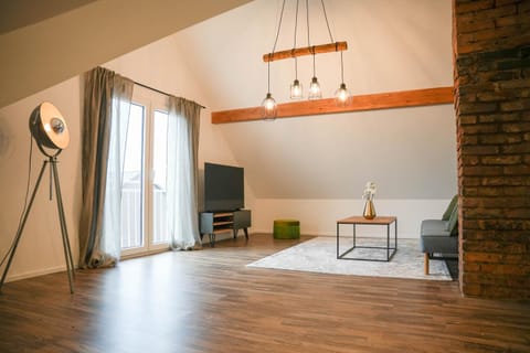 Modernes Loft in Ramstein - mit Sauna & TLA Apartment in Ramstein-Miesenbach