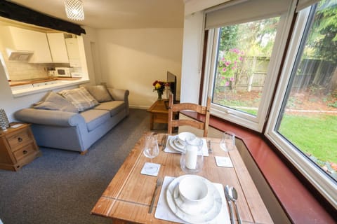 The Cottage On the Common Nature lodge in Malvern Hills District