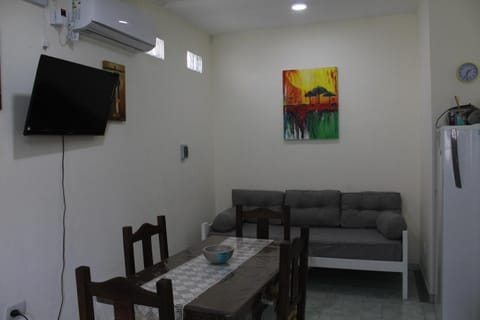 Bed, TV and multimedia, Dining area, air conditioner