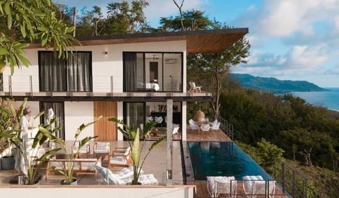 Seataya Luxury Villas Resort Villa in Santa Teresa Beach