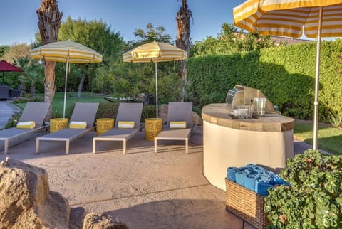 Mirador - Vacay All Day At This Chic Desert Villa House in La Quinta