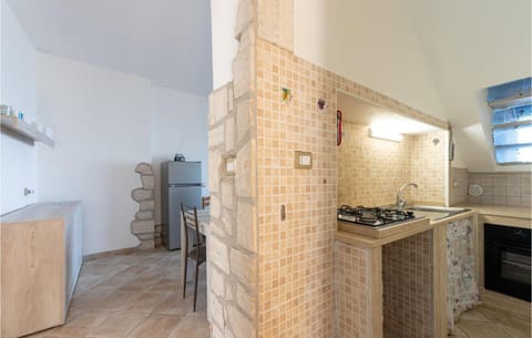 Awesome Apartment In Giannella With Kitchenette Appartement in Giannella