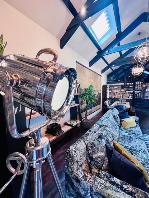 Living room, Photo of the whole room, Dining area