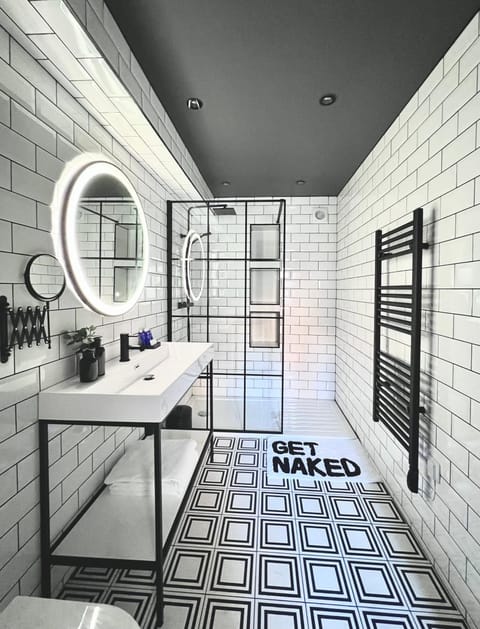Shower, Bathroom, Photo of the whole room, Decorative detail