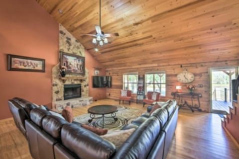 Home on Cedar Creek Reservoir with Dock and Fire Pit! House in Cedar Creek Reservoir