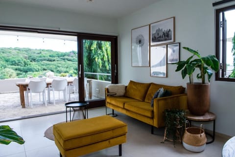 Balcony/Terrace, Seating area, Garden view