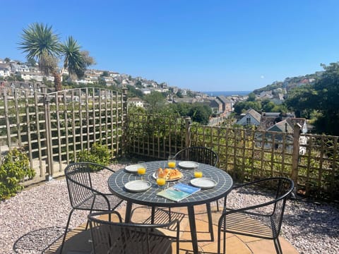 Patio, Dining area