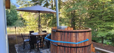 Garden, Hot Tub, Garden view