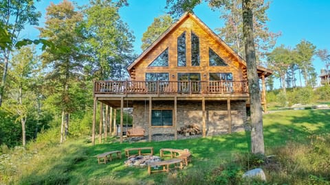 Moonlight Ridge House in Deep Creek Lake