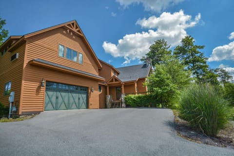 Mountainlair House in Deep Creek Lake