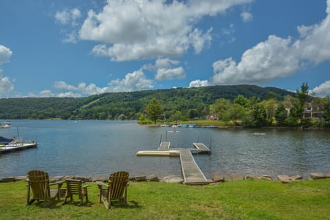 Rockledge Manor House in Deep Creek Lake