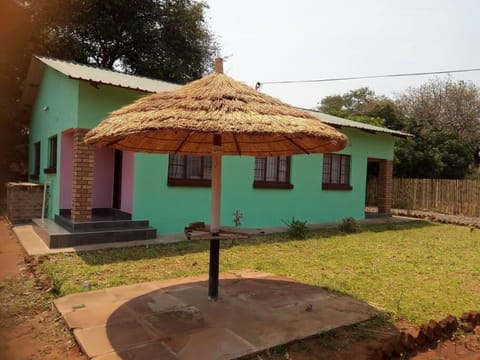 A Nice Homely 2- Bedroom House Apartment in Zimbabwe