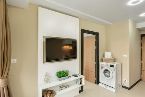 TV and multimedia, Living room, washing machine