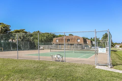 Tennis court