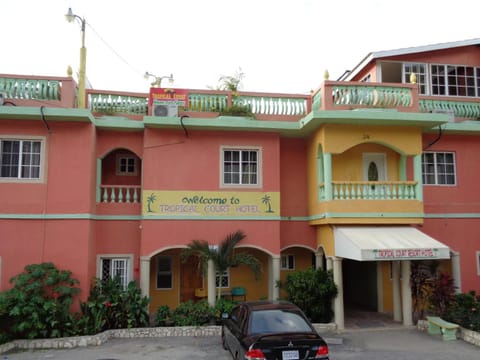 Tropical Court Hotel Hotel in Montego Bay