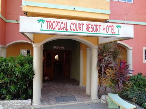 Tropical Court Hotel Hotel in Montego Bay