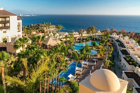 Bird's eye view, View (from property/room), Balcony/Terrace, Pool view, Sea view