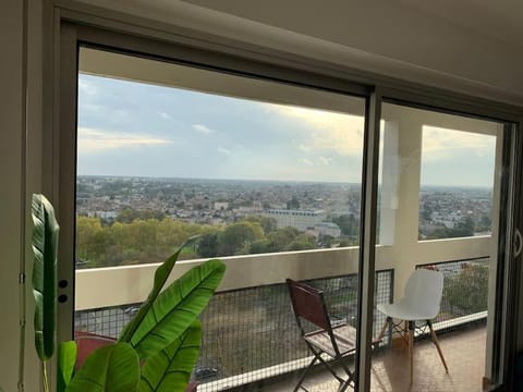 Appartement refait à neuf avec vue sur la ville Condo in Poitiers