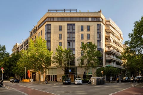 Property building, Street view