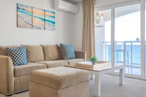 Sunset Beach Condo - Luxury 1BR Suite next to The Morgan Resort Eigentumswohnung in Simpson Bay