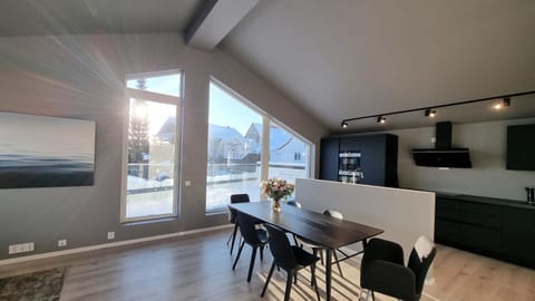 Staying Apt 5 - New and modern Condo in Tromso