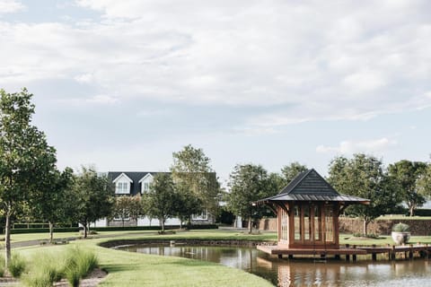 Facade/entrance, Garden, Lake view