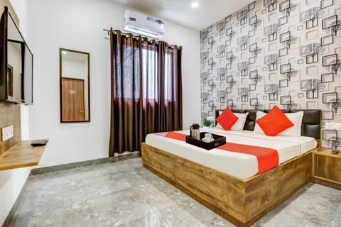 OYO Flagship Hotel Jo Jo Hotel in Ludhiana