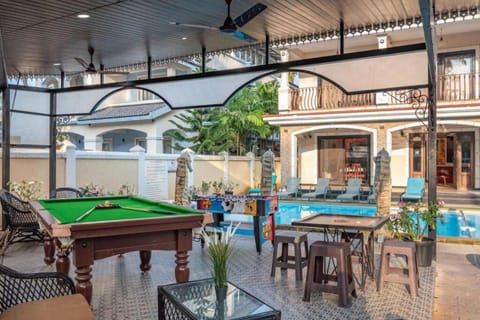 Patio, Billiard