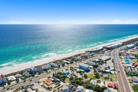 Neighbourhood, Bird's eye view, Beach, Beach