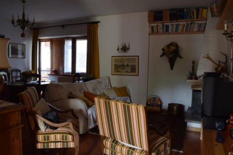 Casa Rosa Apartment in Pescasseroli