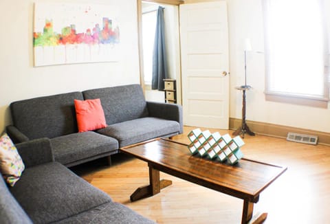 Comfortable Apartment - Pittsburgh's Little Italy Apartment in Pittsburgh