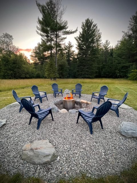 Natural landscape, Garden, Seating area, Sunset, sunbed