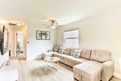 Light and Airy Jupiter Townhome Near Beaches! Casa in Jupiter