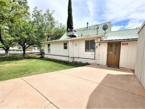 Charming Sand Hollow Zion Big House 4 bdrm Retreat House in Hurricane